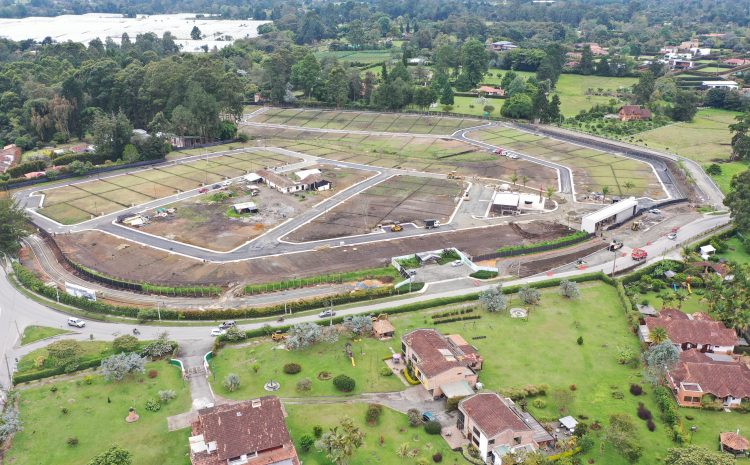  PROYECTO: PARCELACIÓN SERENO